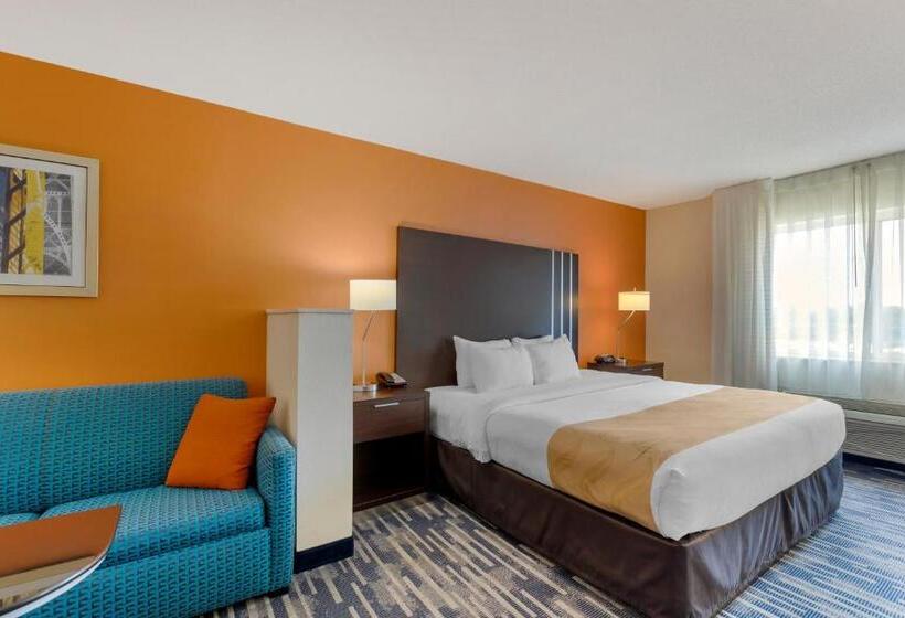 Люкс Кровать Кинг, Quality Inn & Suites Keokuk North