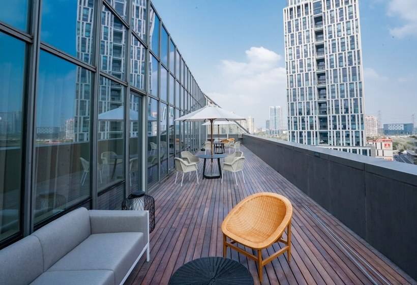 Quarto Deluxe com Terraço, Canopy By Hilton Hangzhou Jinsha Lake