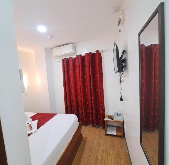 이코노미 룸, Virginia Suites