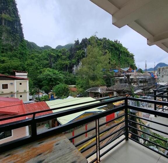수피리어 룸, Virginia Suites