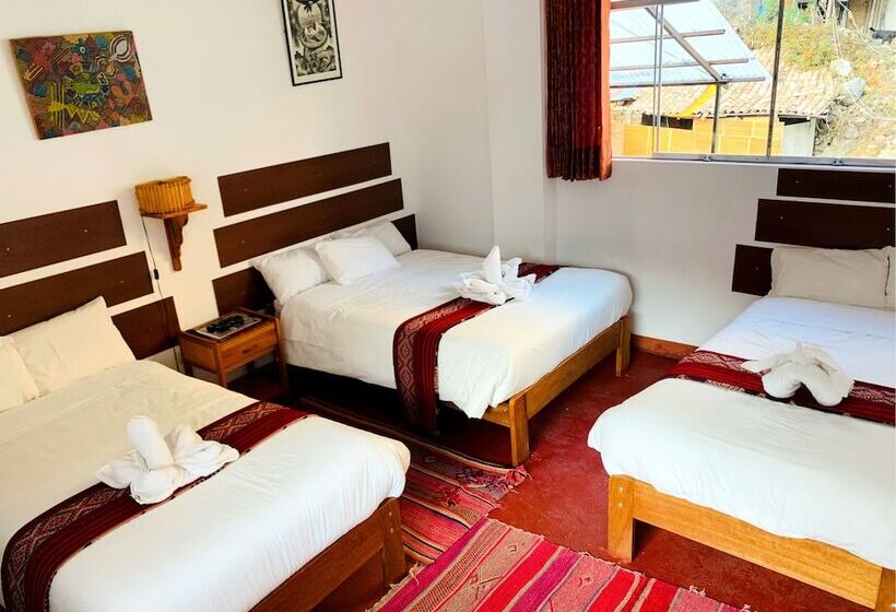 تختخواب در اتاق مشترک, Inka Khawarina Tambo Lodge