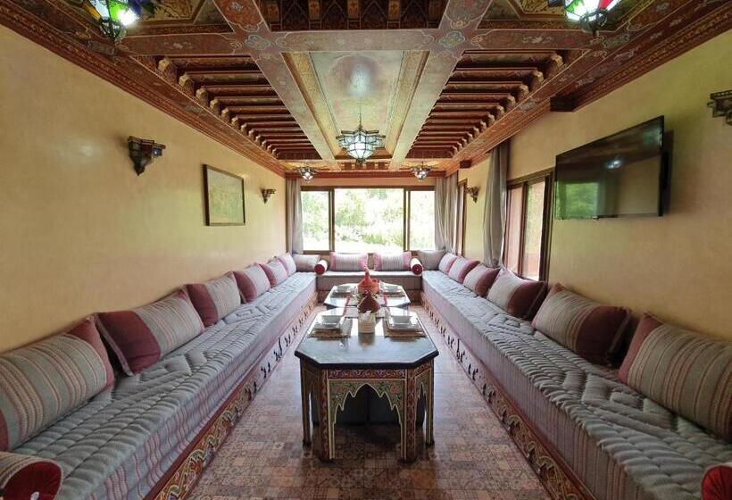 Апартаменты 3 Спальни, Dar Assarou   Toubkal National Park Lodge