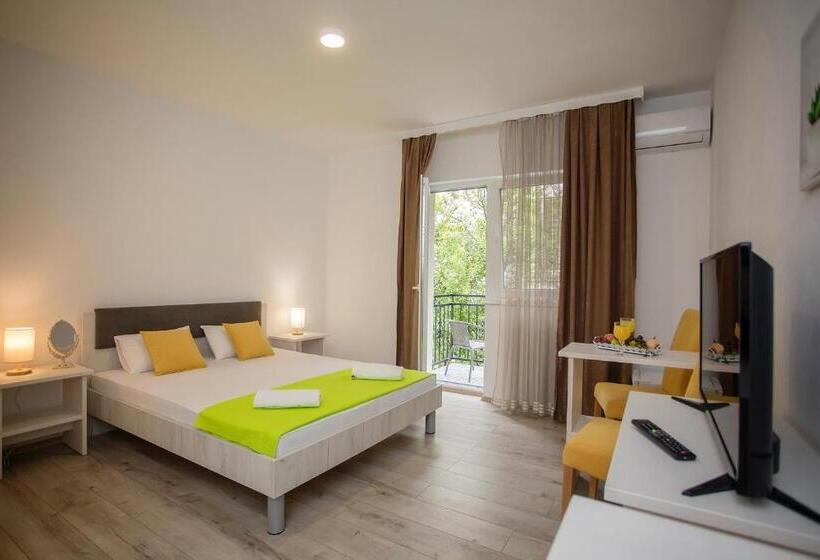 اتاق استاندارد سه نفره, Villa Odobasic Rooms