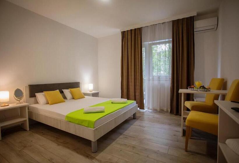 اتاق استاندارد سه نفره, Villa Odobasic Rooms