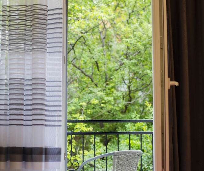اتاق استاندارد سه نفره, Villa Odobasic Rooms