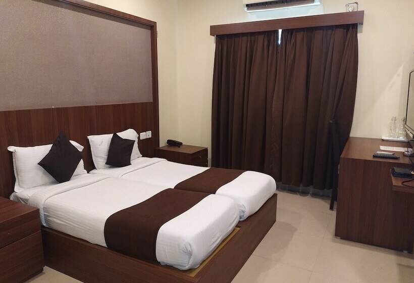 Апартаменты Deluxe 1 Спальня, Parkway Inn