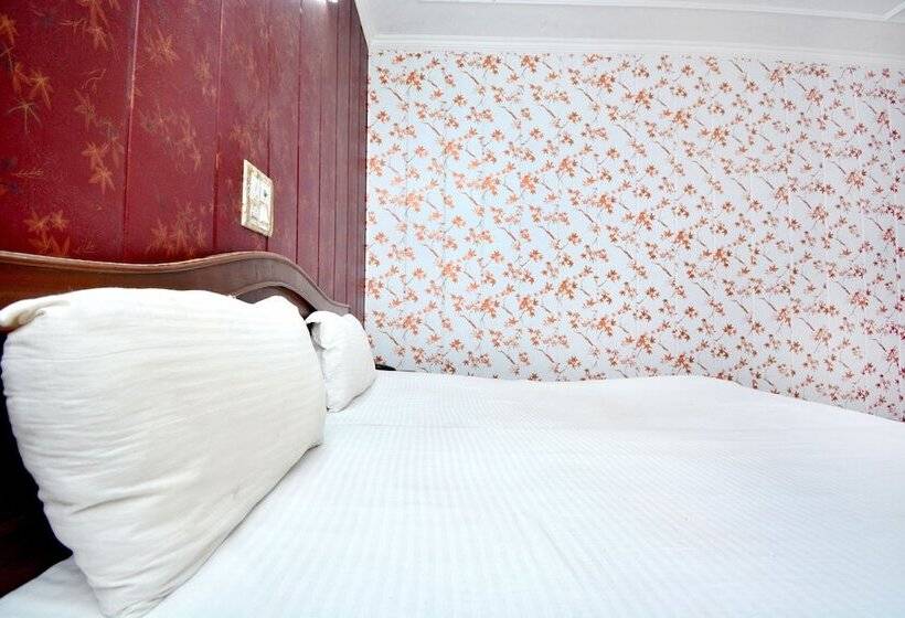 اتاق استاندارد, Spot On 37308 Hotel Citi Inn3