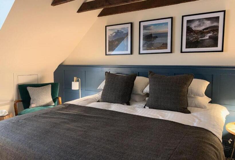 اتاق استاندارد با تخت بزرگ, The Balerno Inn