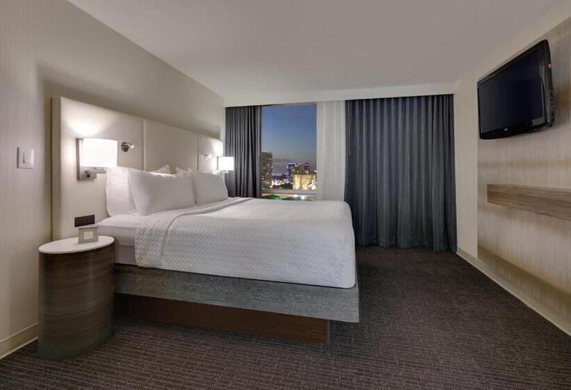 Junior Suite, Crowne Plaza Hotel Dallas Downtown, An Ihg