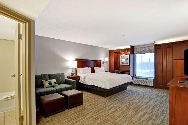 스탠다드 룸 킹사이즈 침대, Hampton Inn Beckley