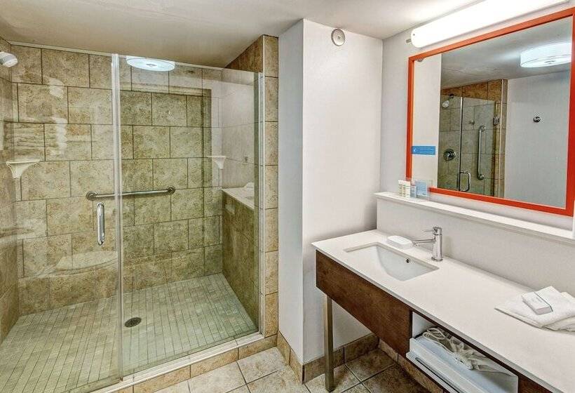 Номер Executive, Hampton Inn Elizabeth City