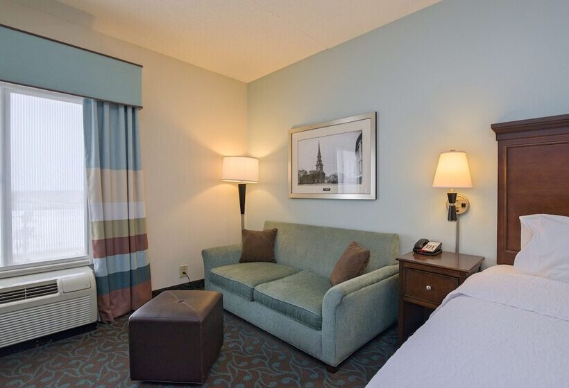 اتاق استاندارد, Hampton Inn Portsmouth Central