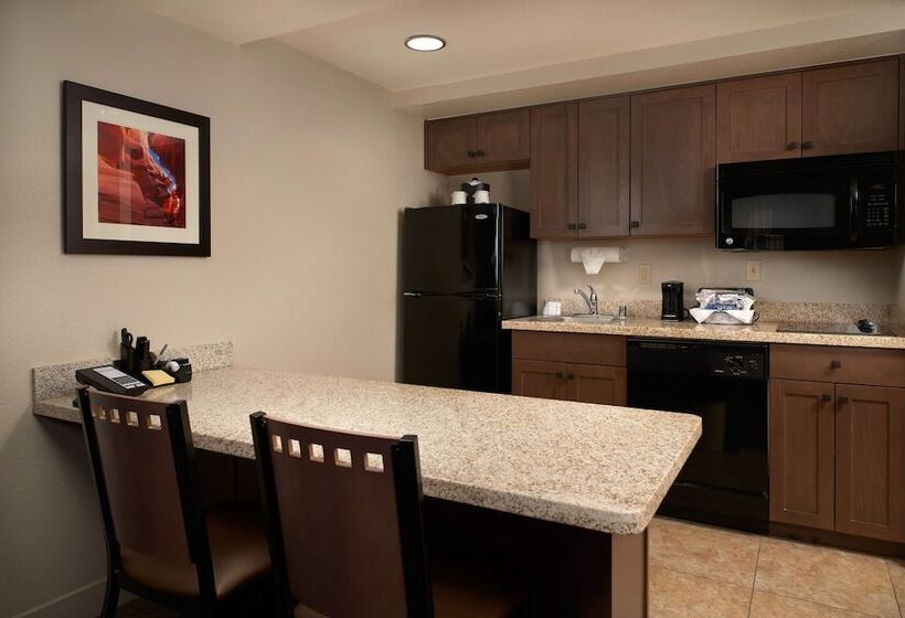 اتاق استاندارد با بالکن, Hampton Inn & Suites Phoenix/scottsdale