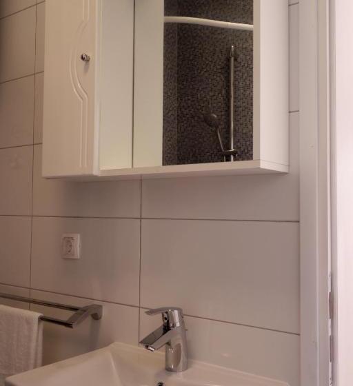 اتاق استاندارد, Guesthouse Podaca