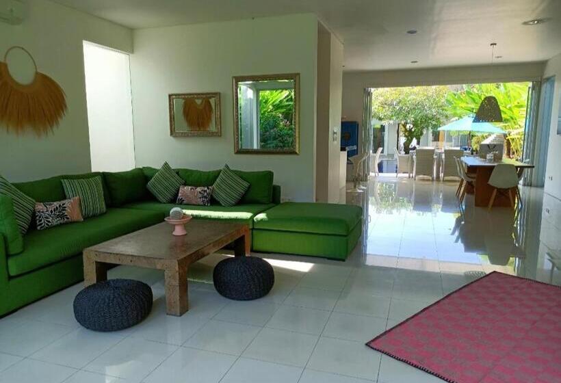 ویلای 2 خوابه, The Capital Hotel And Resort Seminyak
