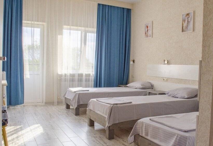 اتاق استاندارد سه نفره, Guest House Sova