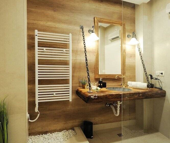 デラックスルーム, Silver & Gold Luxury Rooms