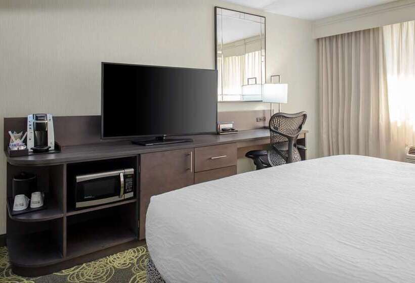 스탠다드 발코니 룸, Hayes Mansion San Jose, Curio Collection By Hilton