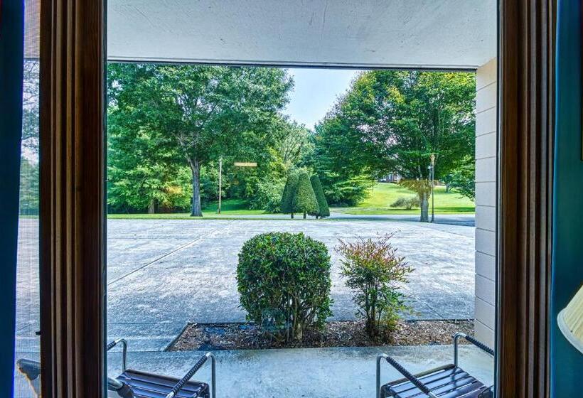 스탠다드 룸 킹사이즈 침대, Highland Manor Inn