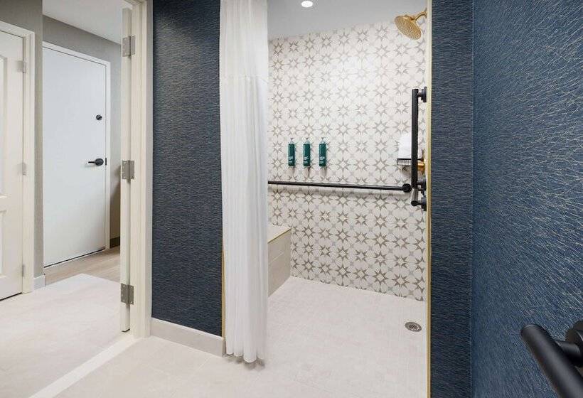 豪华房间, Doubletree By Hilton Charlotte City Center