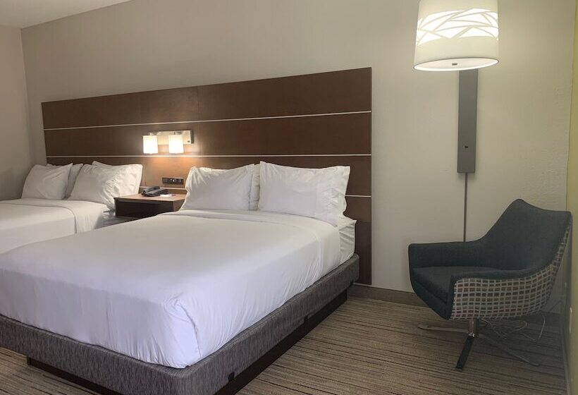 Номер Стандарт, Holiday Inn Express Hillsborough Durham Area, An Ihg