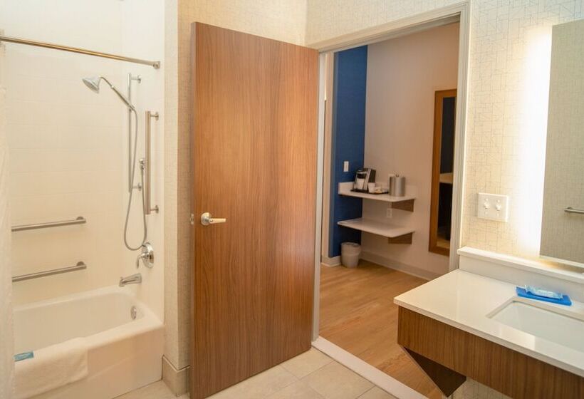 Люкс, Holiday Inn Express Houghton Keweenaw, An Ihg