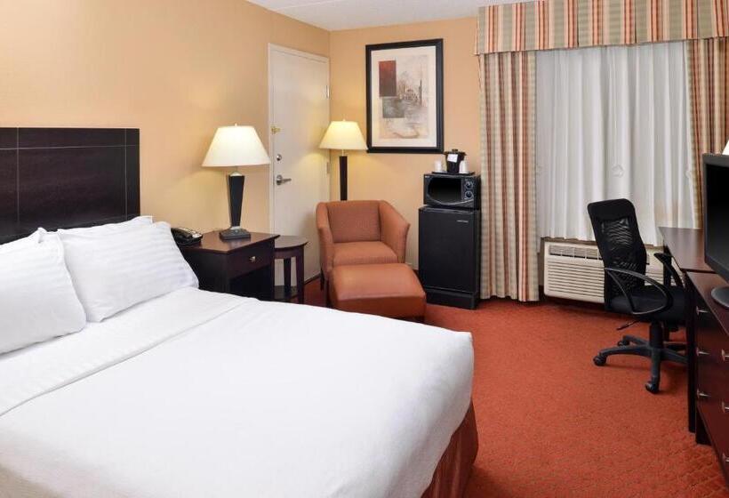 스탠다드 룸 킹사이즈 침대, Holiday Inn Martinsburg, An Ihg