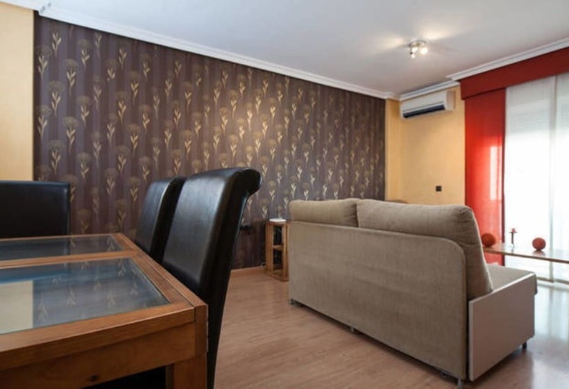 آپارتمان 3 خوابه, Apartamento Roquetas Center