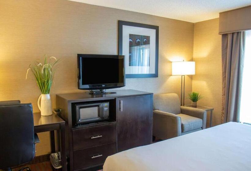 Номер Стандарт Кровать Кинг Адаптированный для Инвалидов, Country Inn & Suites By Radisson, Garden City, Ks