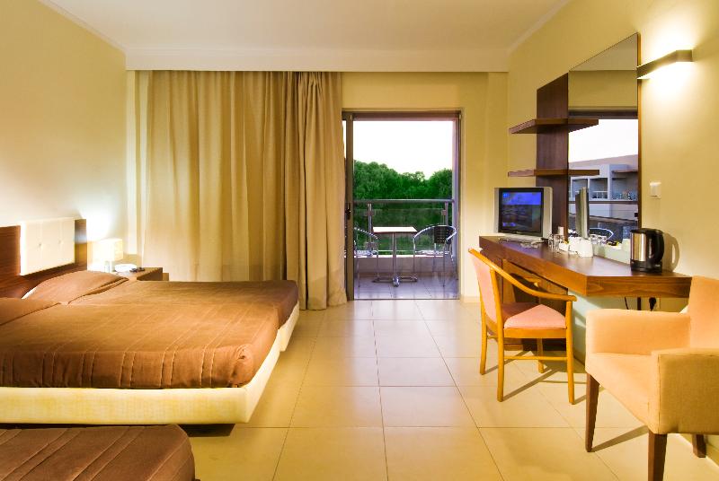 스탠다드 룸 킹사이즈 침대, Holiday Inn Express Irwin Pa Tpk Exit 67, An Ihg