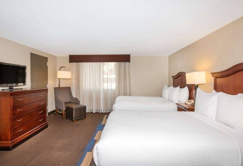 Номер Стандарт 2 Двуспальные Кровати, Wyndham New Orleans  French Quarter