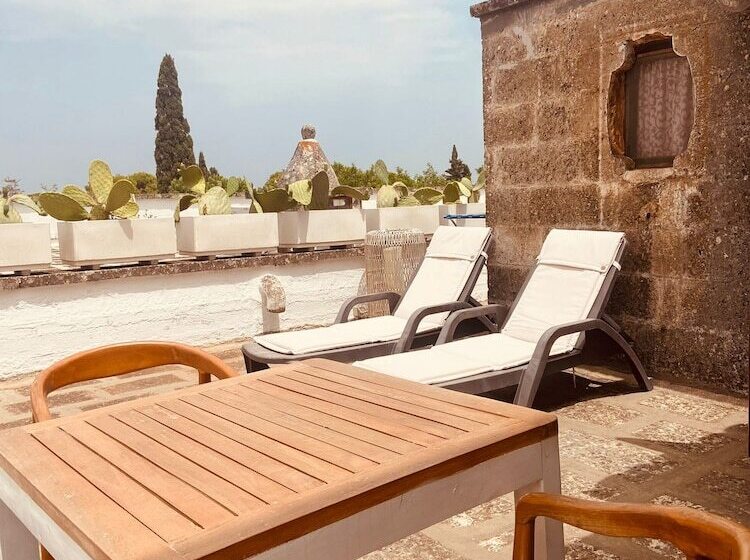 Номер Deluxe с Террасой, Masseria Zanzara