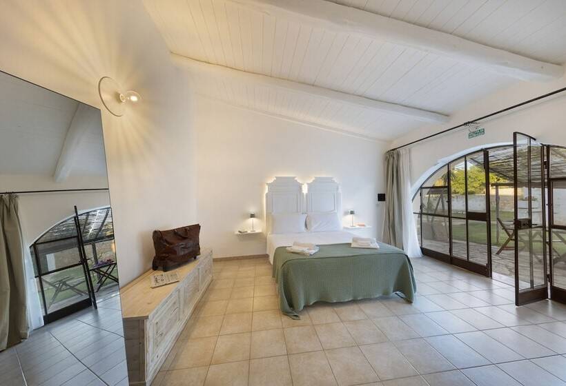 Семейный Номер, Masseria Zanzara