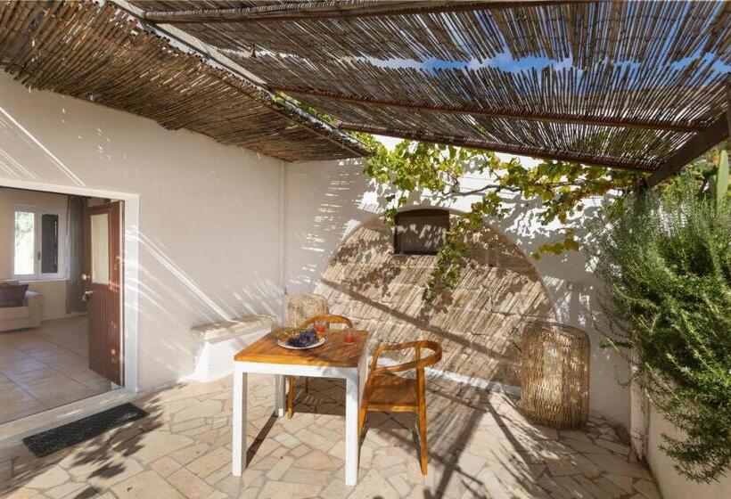 Полулюкс Повышенной Комфортности, Masseria Zanzara