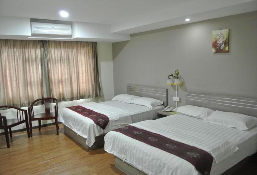 Семейный Номер Deluxe, Melang Inn