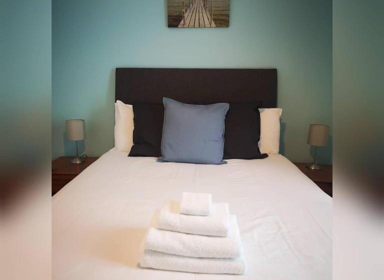 اتاق استاندارد, Bank House Guesthouse