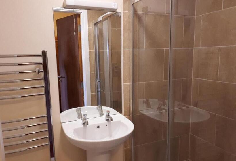 اتاق استاندارد, Bank House Guesthouse
