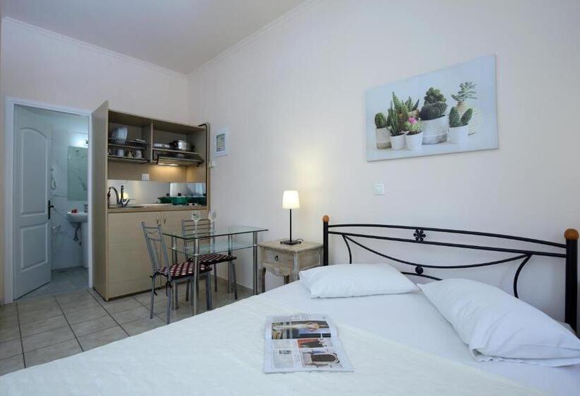 استودیوی استاندارد, Apartments Avra