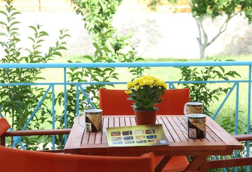 آپارتمان 1 خوابه همکف, Apartments Avra