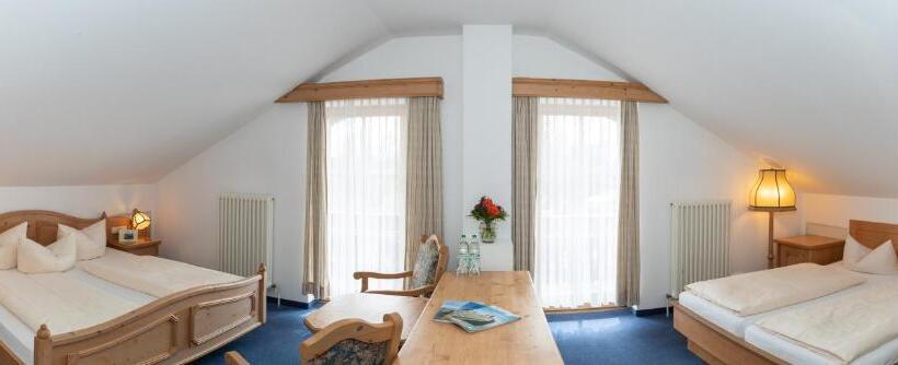 Семейный Номер, Landgasthof Schöntag