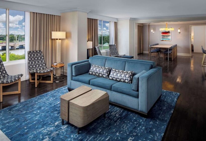 اتاق استاندارد, Hyatt Regency Wichita