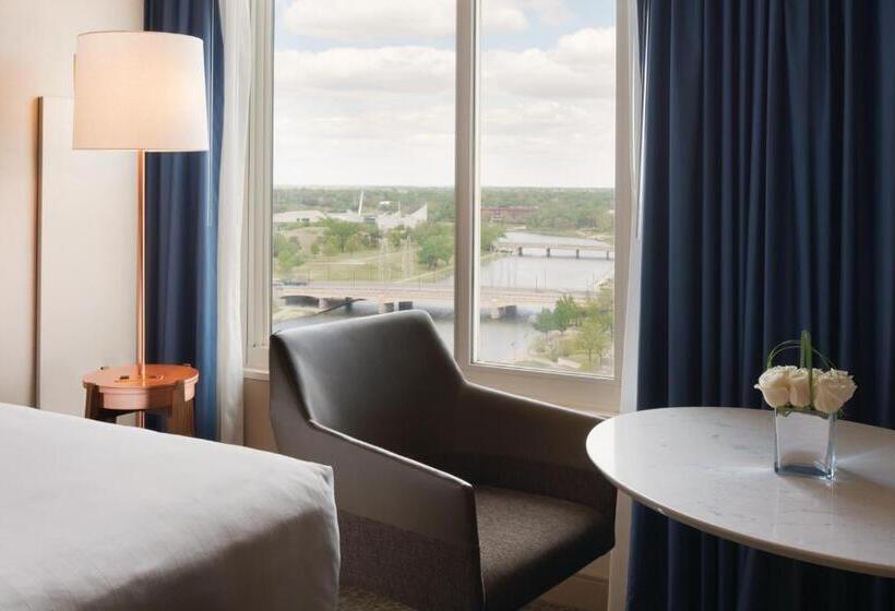 اتاق استاندارد, Hyatt Regency Wichita