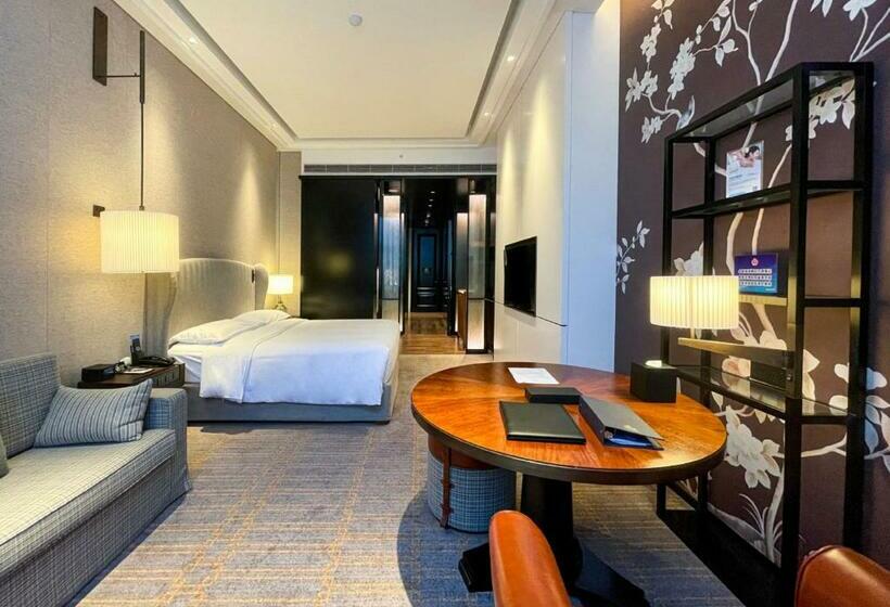 스탠다드 룸 킹사이즈 침대, Hilton Beijing Daxing