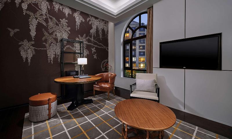 이그제큐티브 룸 킹사이즈 침대, Hilton Beijing Daxing