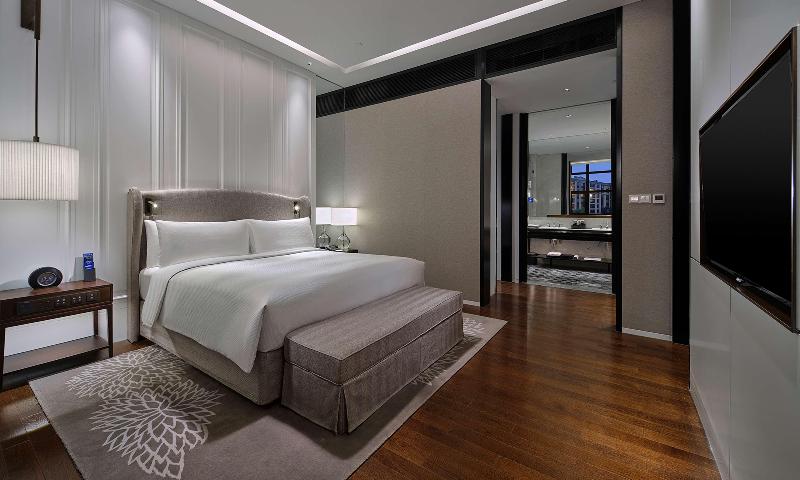 디럭스 스위트 킹 침대, Hilton Beijing Daxing