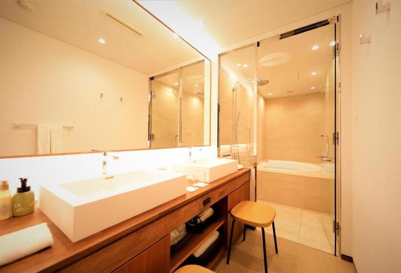 Люкс Вид на Сад, Regina Resort Kyukaruizawa