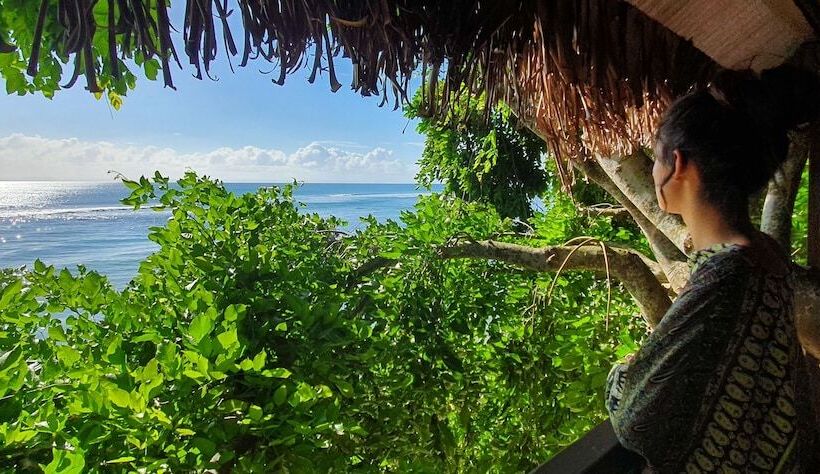 خانه 1 خوابه, Ravoraha Ecolodge