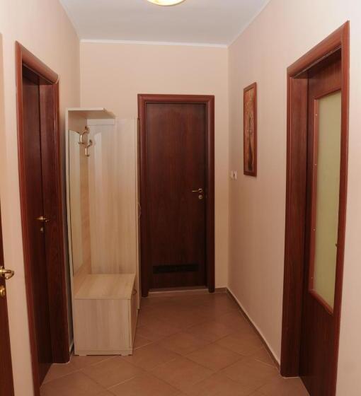شقة غرفة واحدة, Yassen Holiday Village