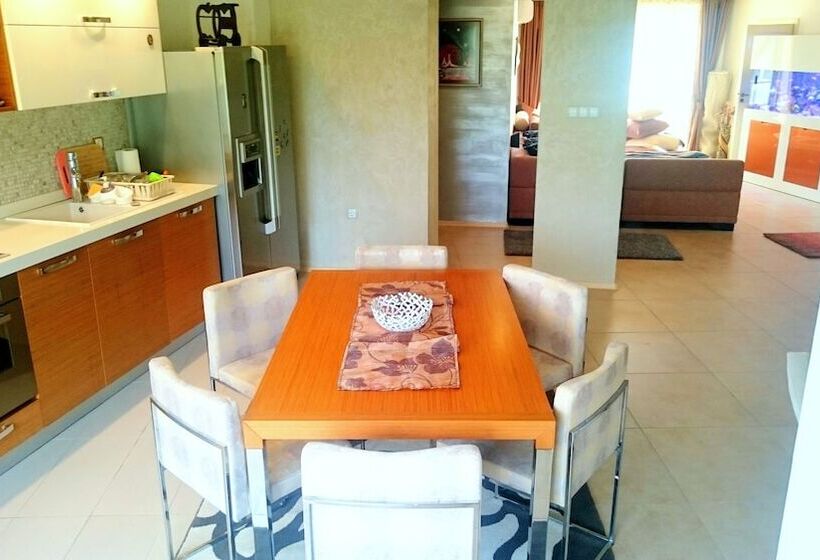 شقة إدارية غرفة واحدة, Yassen Holiday Village