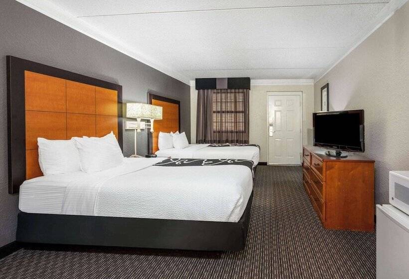 Номер Стандарт 2 Двуспальные Кровати, Super 8 By Wyndham The Woodlands North